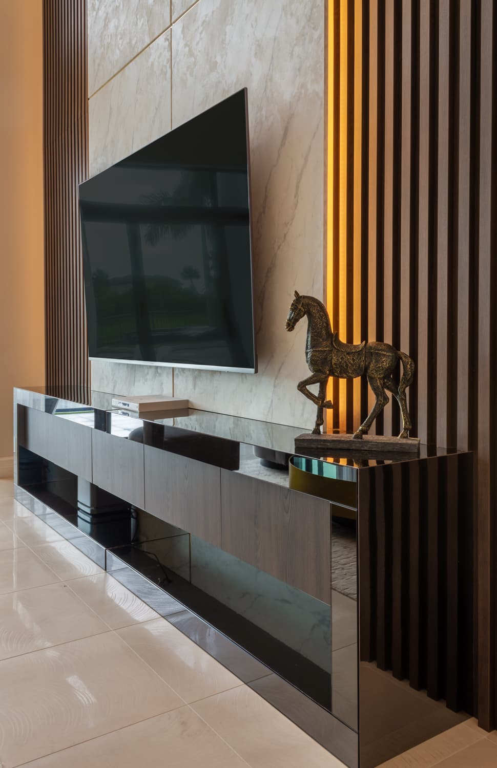 Delray Premium Wall Unit view 3